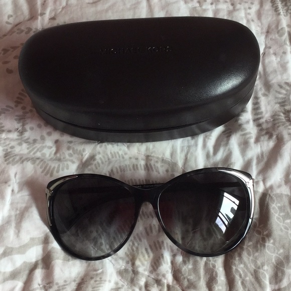 michael kors sunglasses made in italy
